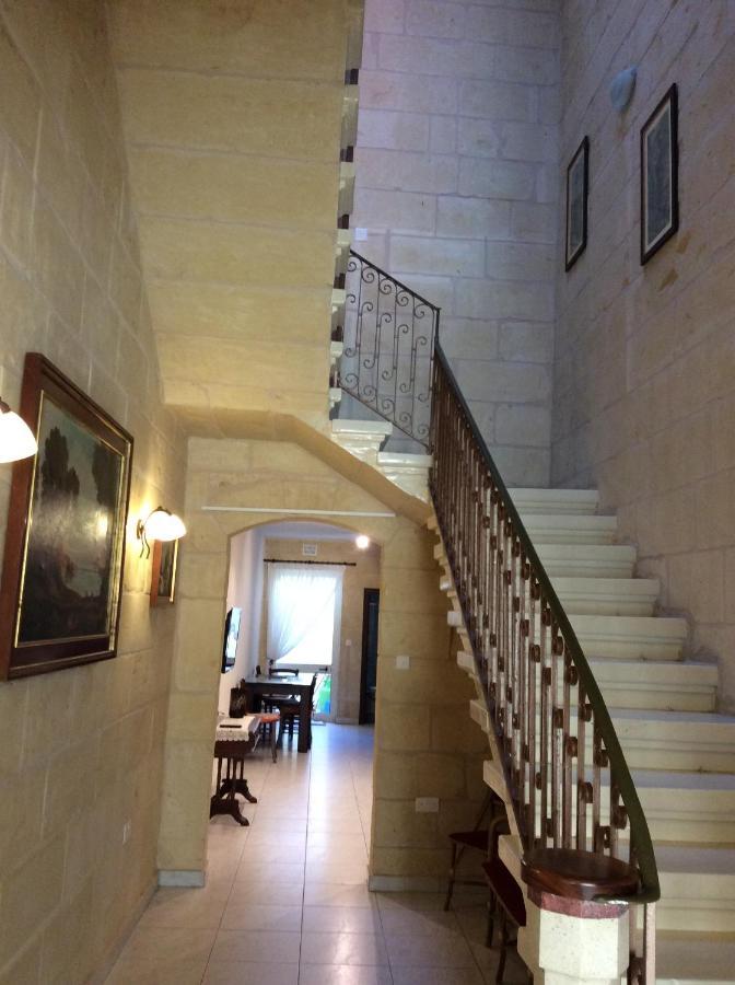 Butts Inn Dorm فيكتوريا المظهر الخارجي الصورة