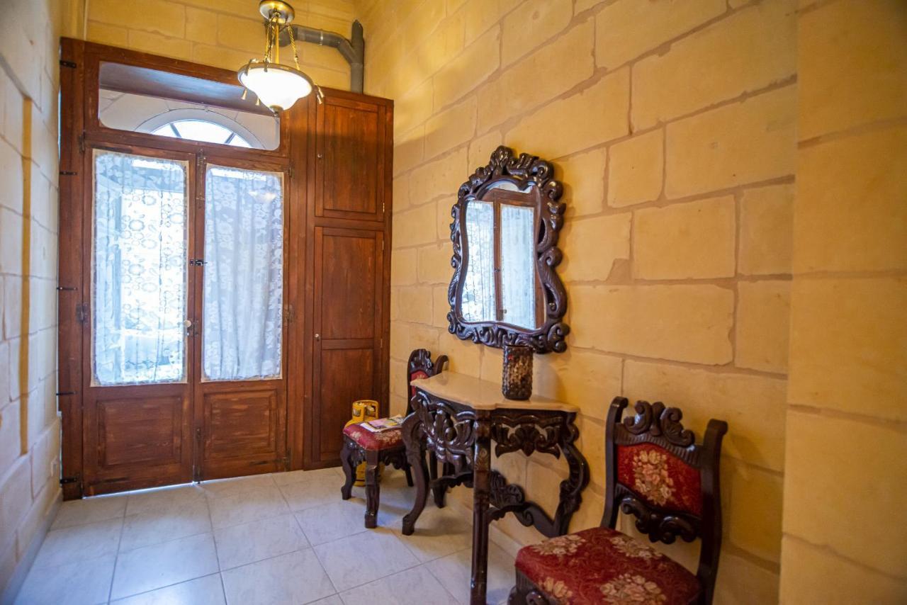 Butts Inn Dorm فيكتوريا المظهر الخارجي الصورة